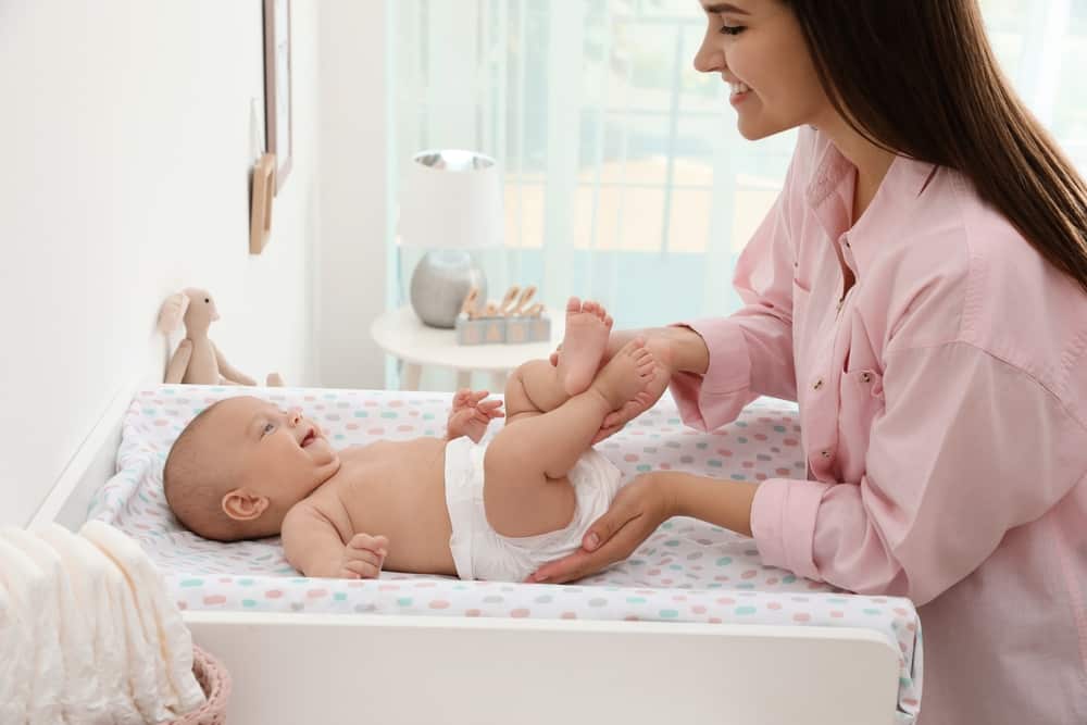 Babypopo riecht wie Essig: Sollten Sie sich Sorgen machen?