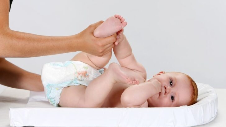 Baby’s Poop Smells Like Vinegar: Should You Be Worried?