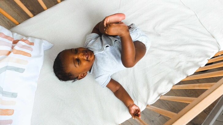 Crib Vs. Cradle: What Will Help You Sleep Better At Night?
