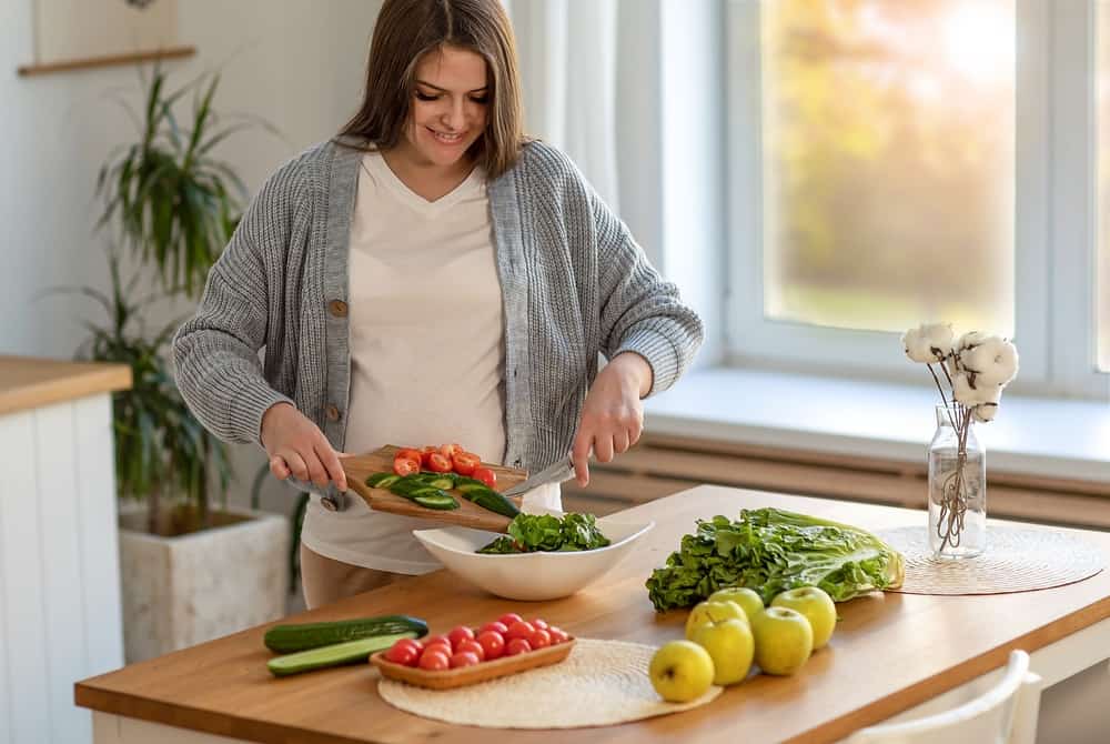 Knurrender Magen während der Schwangerschaft: Ist mein Baby okay?