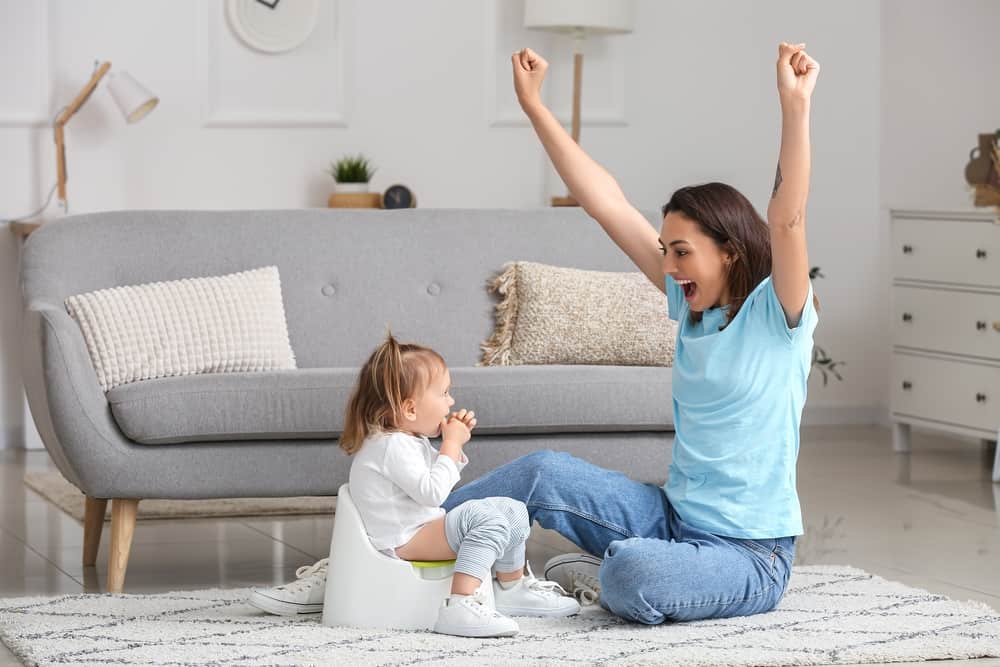 Meine Tochter wischt sich nach dem Pinkeln nicht ab: Was soll ich tun?