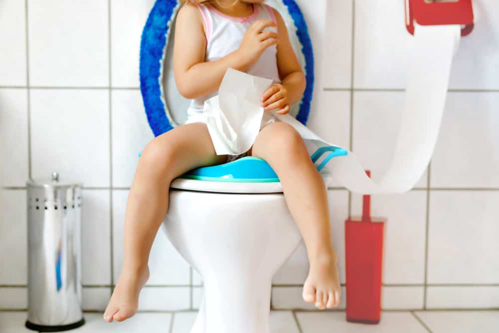 My Daughter Doesn't Wipe After Peeing: What Should I Do?