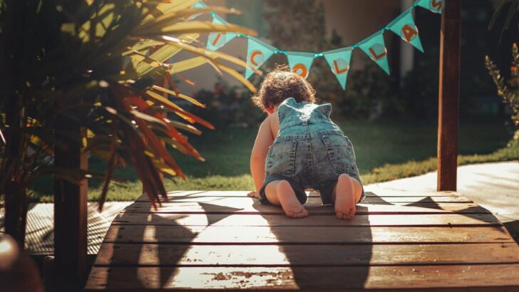 Baby Walking On Knees: Is There A Reason To Worry?
