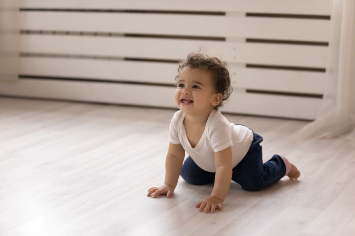 Baby Walking On Knees: Is There A Reason To Worry?