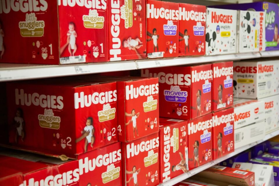 Pampers Vs. Huggies Which Hug Your Baby's Bottom Better?