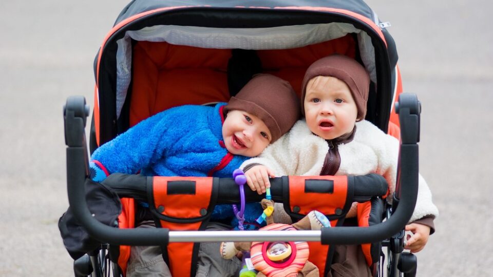 Tandem Vs. SideBySide Stroller All You Should Know