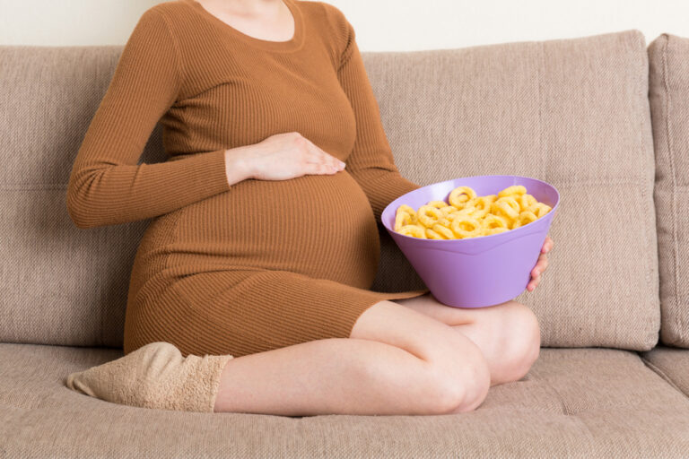 Craving Salt In Pregnancy 5 Reasons Why Youre Salty 6395