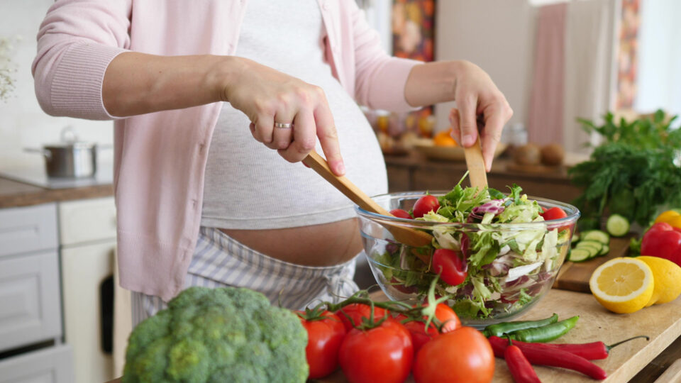 The Truth About Craving Tomatoes During Pregnancy